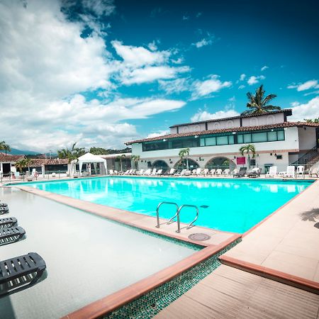 Hotel San Juan Internacional Girón Екстериор снимка