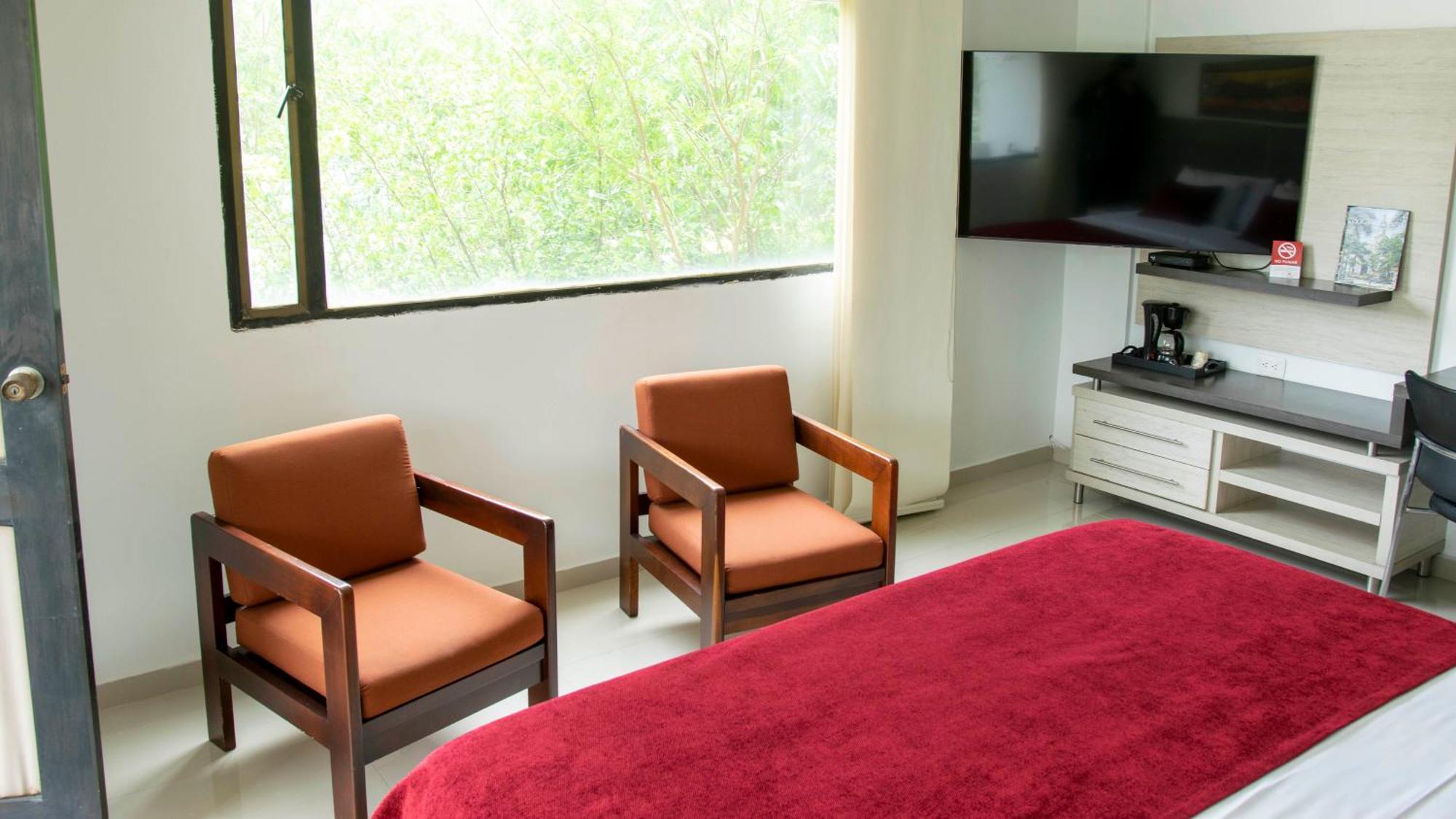 Hotel San Juan Internacional Girón Екстериор снимка